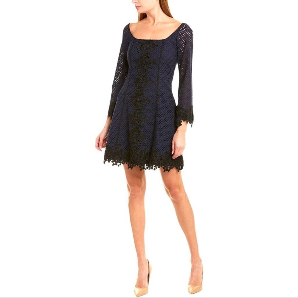 New Sara Campbell Mini Blue Floral Lace Dress Long Bell Sleeve Navy Size 0